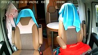 Ongeluk met de camper. Blik op de toeschouwers.