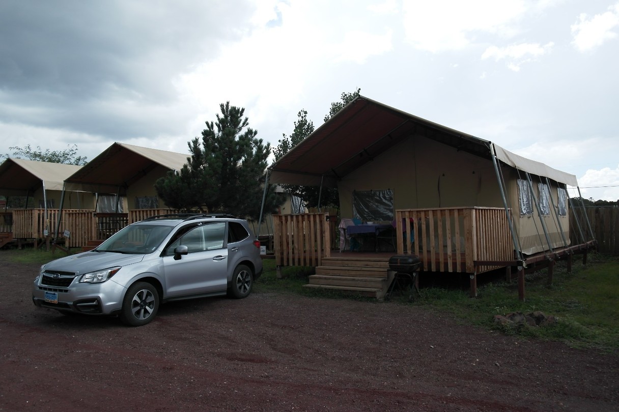 Tent Lodge