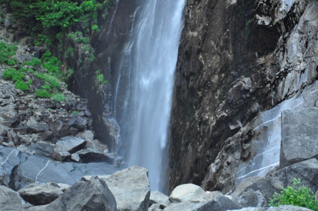 Lower Yosemite Falls (Shutter open 1.5 seconds)