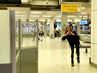 Wachtend op mijn bagage hadden we elkaar al in het vizier..