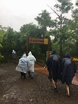 Lijkt wel een kkk gathering met al die witte jassen
