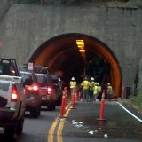 de tunnel is klein