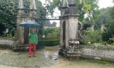 regen in de tuin van museum