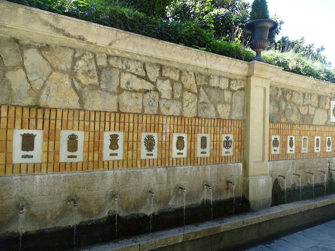 Fuente de 50 caños