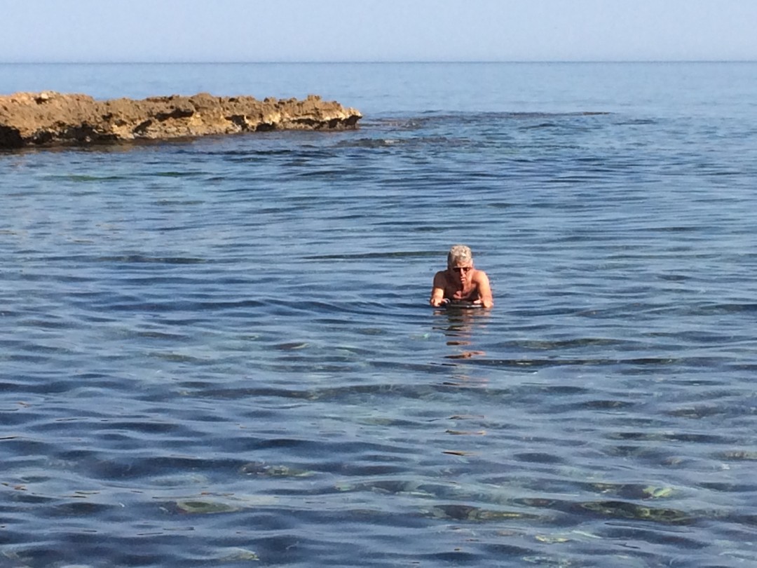 Zwemmen in de zee bij Denia