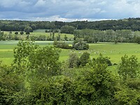Mooi fietsen door dit groene landschap