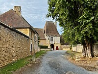 Chateau de Fresney le Puceux
