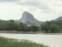 Boeddha hill - gouden boeddha