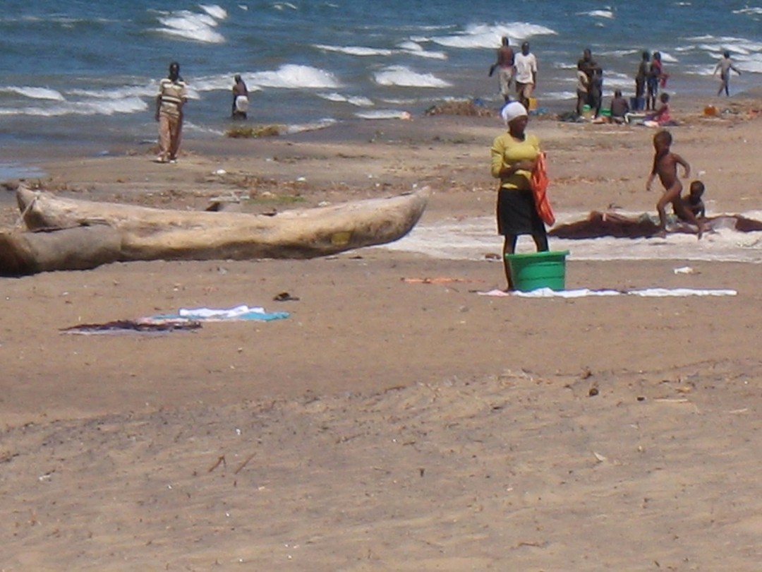 bedrijvigheid op strand