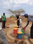 water pompen, komt een hele straal schoon water uit!
