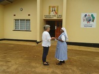 in gesprek met zr Asperanza van Minga Mission Hospital