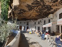 Setenil de las Bodegas