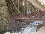 op weg naar de waterval