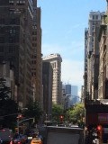 Flat iron building vanuit de bus