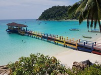 Baai bij Hotel Coral View.