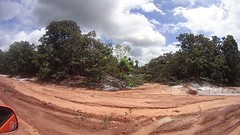 Bauxiet weg 255 km lang