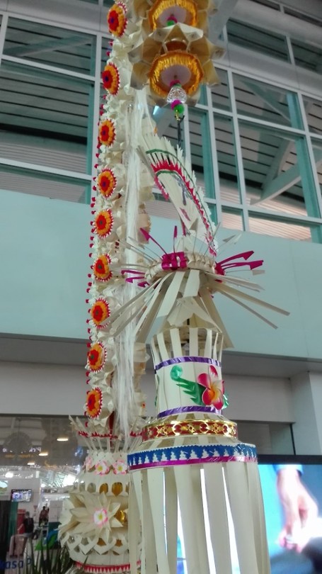 Penjor op vliegveld Denpasar