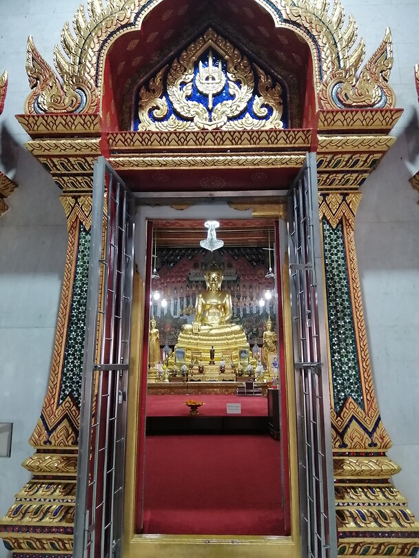 Wat Paknam Phasi Charoen