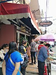 Wachtrij warung Panamura