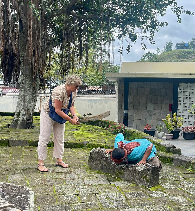 'de beul' in Ambarita