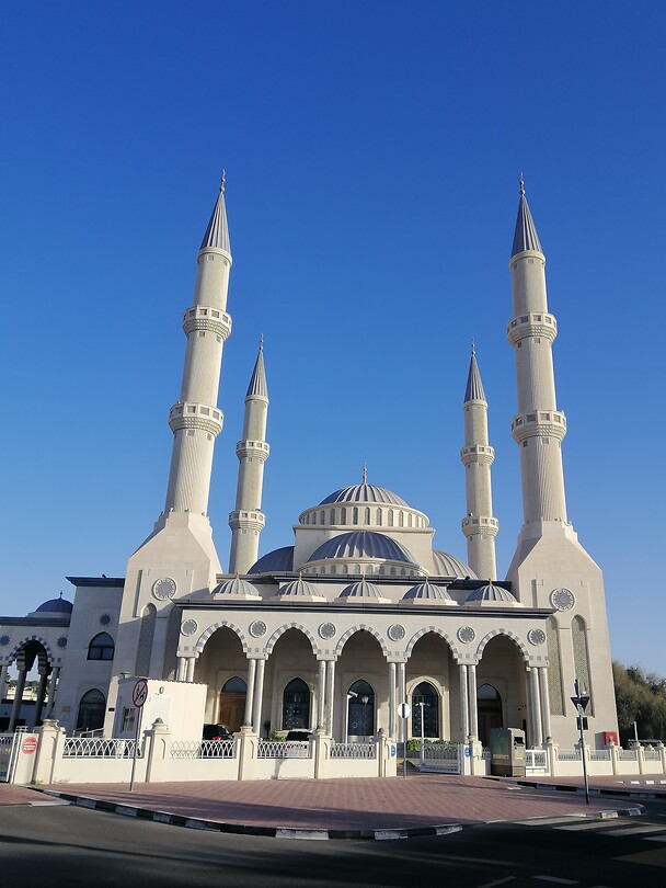 Al Farooq Omar bin Al Khattab Mosque