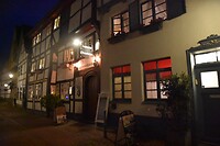 Het restaurant aan de buitenkant