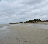 Het strand bij de camping