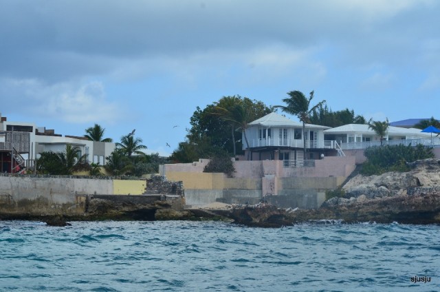 verderop beacon hill, wat is het bur...eaux bay??? de kaart is versleten!!!