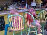 aan de bar in backstreet