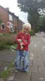 bubbels schieten, liefst voor t huis want ze vlekken?