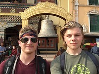 Bel bij Bouddhanath Stupa