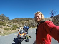 Mountain view Selfie 3