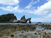 Atuh Beach