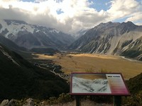 Red Tarns track