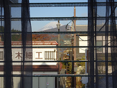 De Fuji vanuit onze hotelkamer te zien