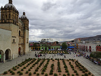 Oaxaca. Pleintje voor de Santo Domingo