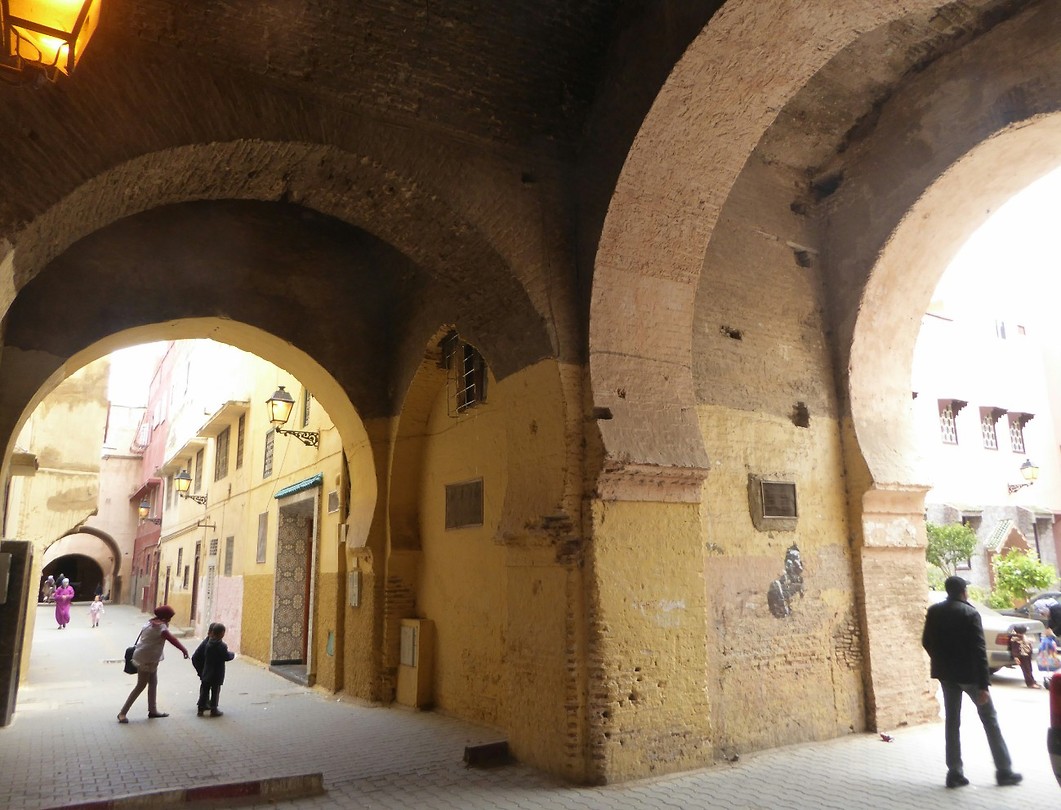 Bab Rais