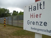Halt hier Grenze