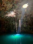 Lars in cenote XKeken