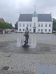 1000047557