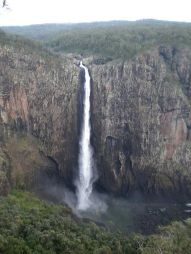 Wallaman Falls