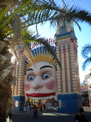 Oud lunapark milsons point, sydney