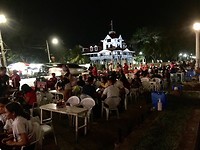 Avond op de Boulevard van Dumaquete