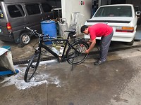 Fietsen wasplaats Cebu