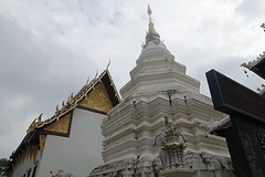 tempel in de wolken