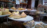 kies maar uit: overal volle bars met pinchos