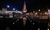Plaza de españa (Sevilla) bij avond