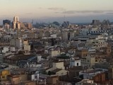 Ciudad de las artes y de las ciencias op de achtergrond