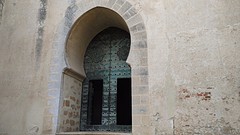 buitendeur kasteel (op de binnenhof) - vroeger moskee ingang