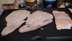 en 's avonds smullen de mannen van verse tonijn en ik van een heerlijk stukje zalm!!